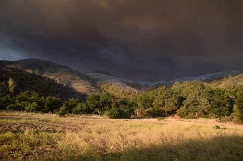 August 6, 2018 - Ukiah, California, USA - Ukiah, California, U.S. - Smoke rises above the hills north of Clear Lake. Ukiah USA - ZUMAw332 20180806_zap_w332_006 Copyright: xNealxWatersx