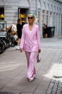A chic showgoer attending the Blanche runway show during Copenhagen Fashion Week - Aug 7, 2018 - CPHFW: Spring 2019 Street Style Day 1, Copenhagen Denmark  Copyright: xZachxChasex h_00534057