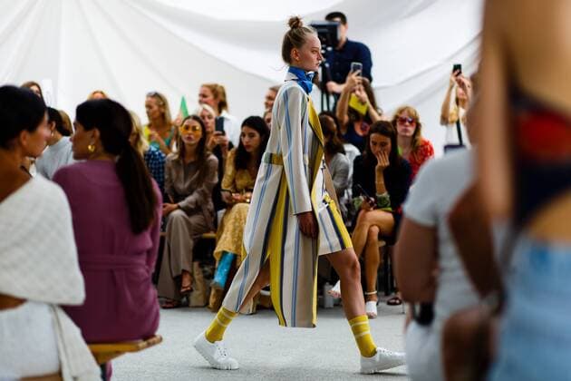 A model walking the runway during the Holzweiler runway show during Copenhagen Fashion Week - Aug 8, 2018 - CPHFW: Holzweiler, Copenhagen Denmark  Copyright: xZachxDoddsx h_00534883