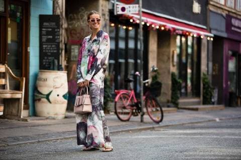 A chic showgoer attending the Rodebjer presentation during Copenhagen Fashion Week - Aug 8, 2018 - CPHFW: Spring 2019 Street Style Day 2, Copenhagen Denmark  Copyright: xZachxChasex h_00535004