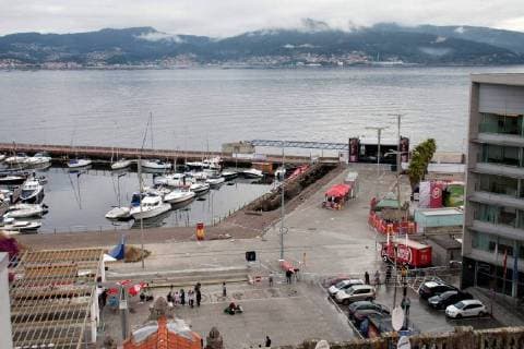 General view of the wooden gateway which collapsed during a concert in Vigo, northwestern Spain, 13 August 2018. Some 300 people were wounded in the accident happened last night during a music concert held as part of O Marisquino Festival. A wooden gateway collapses during a concert in Vigo !ACHTUNG: NUR REDAKTIONELLE NUTZUNG!  Copyright: xSalvadorxSasx GRAF5335 20180813-636697534044580937
