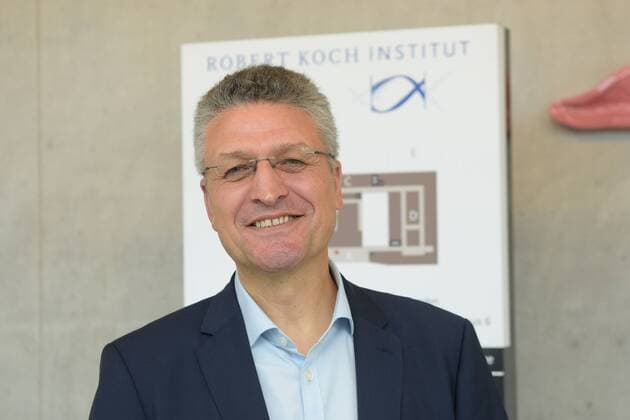 Robert Koch Institute Berlin 24 07 2018 At the end of the month, an S4 high-security laboratory goes into operation at the Robert Koch Institute Prof Lothar Wieler President of the Robert Koch Institute at the press tour