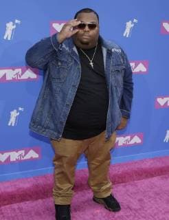 Leonard Ouzts arrives on the red carpet at the 35th annual MTV Video Music Awards at Radio City Music Hall in New York City on August 20, 2018.  NYP20180820311 SERENAxXU-NING
