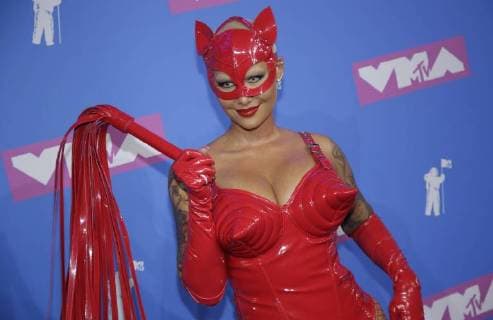 Amber Rose arrives on the red carpet at the 35th annual MTV Video Music Awards at Radio City Music Hall in New York City on August 20, 2018.  NYP20180820349 SERENAxXU-NING