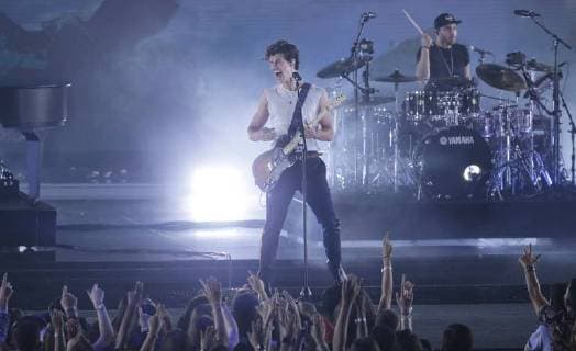 Shawn Mendes performs during the 35th annual MTV Video Music Awards at Radio City Music Hall in New York City on August 20, 2018.  NYP20180820104 JOHNxANGELILLO