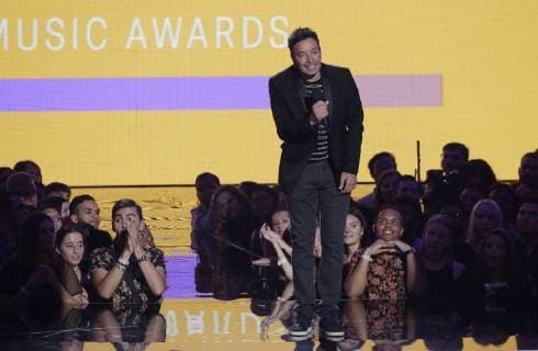 Jimmy Fallon introduces an act during the 35th annual MTV Video Music Awards at Radio City Music Hall in New York City on August 20, 2018.  NYP20180820130 JOHNxANGELILLO