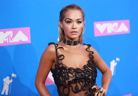 Rita Ora arrives on the red carpet at the 35th annual MTV Video Music Awards at Radio City Music Hall in New York City on August 20, 2018.  NYP20180820899 SERENAxXU-NING