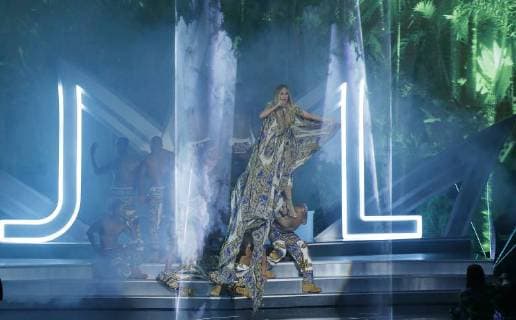 Vanguard award winner Jennifer Lopez performs during the 35th annual MTV Video Music Awards at Radio City Music Hall in New York City on August 20, 2018.  NYP20180820145 JOHNxANGELILLO
