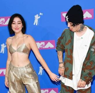 Noah Cyrus and Lil Xan arriving at the MTV Video Music Awards press room in New York City - Aug 20, 2018 - MTV Video Music Awards 2018, New York City New York United States Radio City Music Hall  Copyright: xOConnorx h_00537609