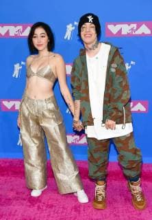 Noah Cyrus and Lil Xan arriving at the MTV Video Music Awards press room in New York City - Aug 20, 2018 - MTV Video Music Awards 2018, New York City New York United States Radio City Music Hall  Copyright: xOConnorx h_00537611
