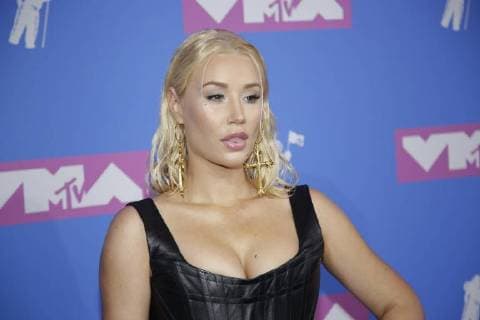 Iggy Azalea arrives on the red carpet at the 35th annual MTV Video Music Awards at Radio City Music Hall in New York City on August 20, 2018.  NYP20180820374 SERENAxXU-NING