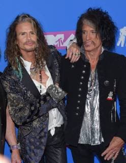 Steven Tyler and Joe Perry arriving at the MTV Video Music Awards in New York City - Aug 20, 2018 - MTV Video Music Awards 2018, New York City New York United States Radio City Music Hall  Copyright: xOConnorx h_00537667