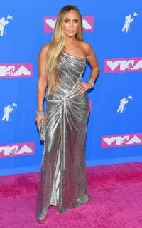 Jennifer Lopez arriving at the MTV Video Music Awards press room in New York City - Aug 20, 2018 - MTV Video Music Awards 2018, New York City New York United States Radio City Music Hall  Copyright: xOConnorx h_00537711