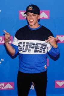 August 20, 2018 - New York, NY, U.S. - 20 August 2018 - New York, New York - Logic. 2018 MTV Video Music Awards at Radio City Music Hall. Photo Credit: Mario Santoro AdMedia New York U.S. - ZUMAa123 20180820_zaa_a123_327 Copyright: xMarioxSantoroAdmediax