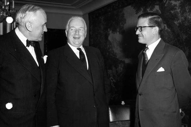 - BRUSSELS, BELGIUM (FILE) : This file picture dated 30 April 1959 shows Public Works Minister Omer Vanaudenhove and German Transport minister Hans-Christoph Seebohm at Public Works ministry office (Brussels). ARCHIVES  x37607277x