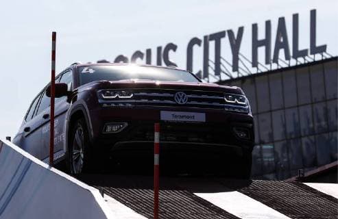 MOSCOW REGION, RUSSIA - AUGUST 29, 2018: A Volkswagen Teramont car at the 2018 Moscow International Motor Show at the Crocus Expo exhibition center. Stanislav Krasilnikov TASS  TS08E620