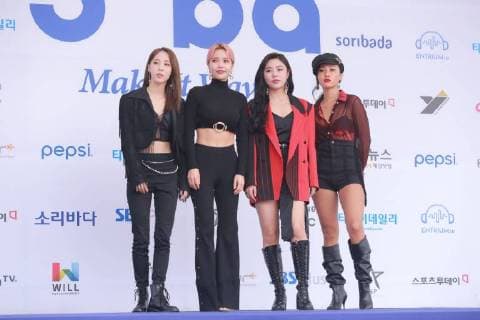 WANNA ONE,TWICE,MOMOLAND,MAMAMOO etc. attend 2018 Soribada Best K-Music Awards in Seoul, Korea on 30th August 2018.(China and Korea Rights Out)  2018083100116