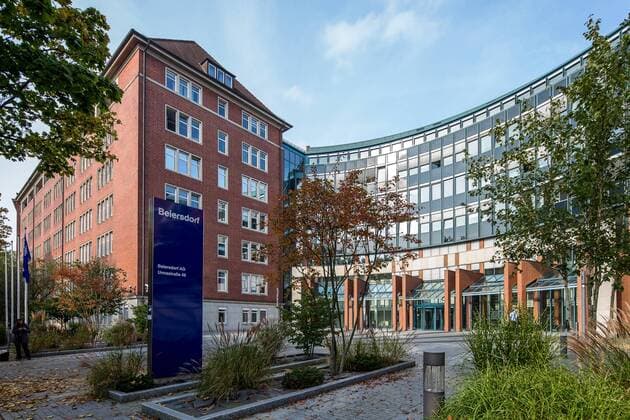 Hamburg Eimsbuettel Hamburg Hamburg Europe europe north germany north german hanseatic germany germany outdoors outside daytime city city north german Eimsbuettler Eimsbuettler Unnastrasse Beiersdorf Beiersdorfer AG Headquarters Central Beiersdorf headquarters Commercial administration administrative headquarters