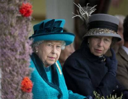 Entertainment Bilder des Tages . 01 09 2018. United Kingdom. Royal Braemar Gathering. Scotland.HM Queen Elizabeth II joined by Prince Charles, Prince of Wales, and Princess Anne, attend The Braemar Royal Gathering in the Scottish Highlands.  xi-Imagesx IIM-18415-0010