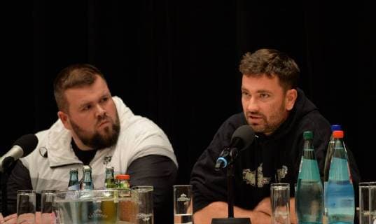 Chemnitz 03 September 2018 Bildinfo Monchi and Materia on the podium Press conference on the concert wirsindmehr in Chemnitz Press conference on the concert wirsindmehr in Chemnitz With the dead trousers Fine cream fish fillet Trettmann KIZ force club Nura Materia Casper The press conference was held in the Stadthall