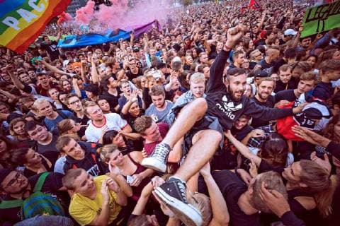Chemnitz We are more enthusiastic audience during the concert against right-wing extremism and xenophobia We are more on 03 09 2018 in Chemnitz 20180903SFL0024