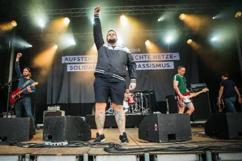 Chemnitz We are more singer Jan Monchi Gorkow Fine cream fish fillet during the concert against right-wing extremism and xenophobia We are more on 03 09 2018 in Chemnitz 20180903SFL0025