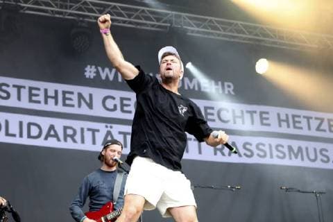 Marteria live at the wirsindMore Concert against right in front of the Johanniskirche Chemnitz 03 09 2018 Foto:xB.xKriemannx xFuturexImage