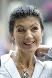 News Bilder des Tages Sahra Wagenknecht, Vorsitzende der Bundestags-Fraktion der Linken, PK zu: Gruendung der Sammelbewegung Aufstehen , DEU, Berlin, 04.09.2018