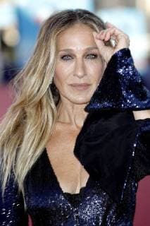 44th Deauville American Film Festival - Red Carpet. Pictures: Laurent Guerin E Press Photo Sarah Jessica Parker Deauville France  594172