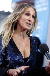 44th Deauville American Film Festival - Red Carpet. Pictures: Laurent Guerin E Press Photo Sarah Jessica Parker Deauville France  594172