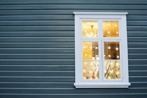 Christmas lights hanging in widow  Copyright: ClairexNijnikoff B62329625