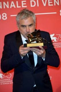75th Venice Film Festival, Photocall Award Ceremony Winners. Pictured: Alfonso Cuaron - golden lion  Copyright: xSimonexComi Veneziax2018x xIPAx xVeneziax