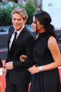 Venezia Italia Film Festival Venice Biennale VENICE ITALY Willem Dafoe and Giada Colagrande walk the red carpet of the Ceremony Ceremony during the 75th Venice Film Festival in Venezia Italia
