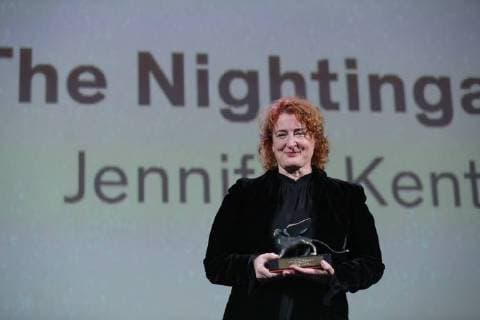 (180908) -- VENICE, Sept. 8, 2018 -- Australian director Jennifer Kent shows the Special Jury Prize for her movie The Nightingale at the 75th Venice International Film Festival, in Venice, Italy, Sept. 8, 2018. ) ITALY-VENICE-FILM FESTIVAL-AWARD ChengxTingting 