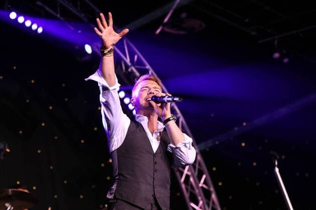 Ronan Keating performs during the after party of the during the Graham Wylie Foundation- Have A Heart- golf day with Lee Westwood and Ronan Keating at Gateshead Hilton England on 10 September 2018. Copyright: xThomasxGaddx PMI-2224-0042