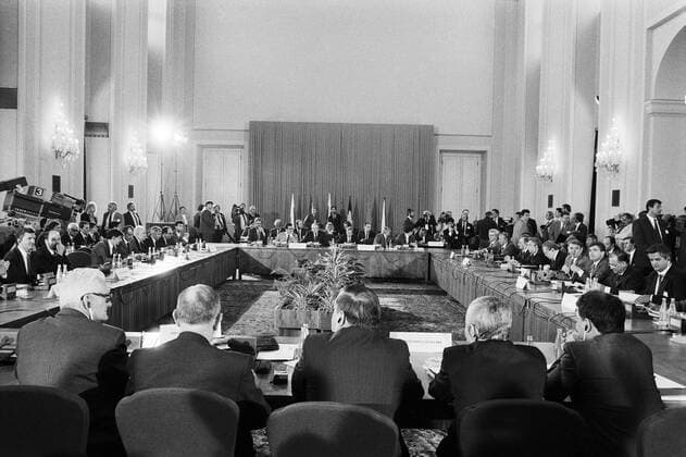 The Czechoslovak President Vaclav Havel formally ended the Warsaw Treaty Organization of Friendship, Cooperation and Mutual Assistance and so disestablished the Warsaw Treaty after 36 years of military alliance with the USSR, at the last session of its political committee in Prague, Czechoslovakia, on July 1st, 1991. At the head of the table there are sitting x, Chancellor of the President Karel Schwarzenberg, Czechoslovakia s Premier Marian Calfa, Vaclav Havel and Foreign Minister Jiri Dienstbier. (CTKxPhoto PetrxMaticka) CTKPhotoFO00137862 