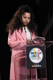 12 September 2018 - Los Angeles, California - Ella Mai. 2018 American Music Awards Nominations Announcement held at the YouTube Space LA. Photo Credit: Birdie Thompson AdMedia 230026 2018-09-12 CA Los Angeles Etats-Unis  Copyright: xAdMediax STAR_230026_015