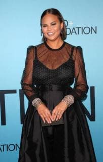 September 12, 2018 - New York, N.Y, USA - CHRISSY TEIGEN attends the 2018 Good+ Foundation An Evening of Comedy and Music Benefit,.Carnegie Hall, NYC.September 12, 2018.Photos by , Globe Photos Inc New York USA - ZUMAms4_ 20180912_zaa_ms4_003 Copyright: xSoniaxMoskowitzx