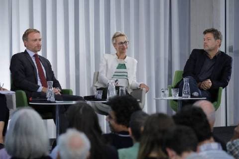 Christian Lindner FDP Nadine Schön CDU CSU Robert Habeck GREEN Germany Berlin Conference Building Construction Education Aptitude for the Digital Future digiZuk Discussion with Robert Habeck GREEN Christian Lindner FDP and Nadine Schön CDU CSC 13 09 2018