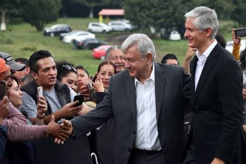September 15 2018 EUM20180915POL02 JPG OCOYOACAC Mex CommemorationsCelebraciones AMLO September 15, 2018 President-elect Andres Manuel Lopez Obrador and Alfredo del Mazo governor of the State of Mexico upon his arrival at Monte de las Cruces in the Mexican municipality of Ocoyoacac to commemorate the Independence of Mexico Photo Agency EL UNIVERSALAriel OjedaEELG  - ZUMAu78_ 20180915_zaf_u78_040 Copyright: xElxUniversalx