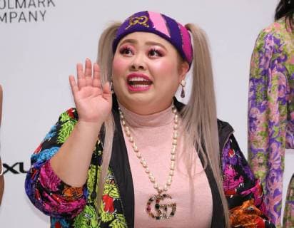 September 15, 2018, Tokyo, Japan - Japanese comedienne Naomi Watanabe smiles at the opening ceremony of the Vogue Fashion s Night Out 2018 in Tokyo on Saturday, September 15, 2018. Some 600 shops participated one-night fashion shopping event in Tokyo. in Tokyo.  (85778662)