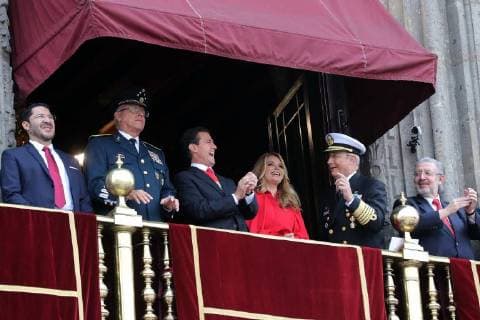 September 16 2018 EUM20180916NAC23 JPG CITY OF MEXICO CommemorationsCelebrations Independence September 16, 2018 President Enrique Pena Nieto heads the military parade on the occasion of the 208th anniversary of the beginning of the Independence of Mexico accompanied by Marti Batres president of the Senate Salvador Cienfuegos Secretary of Defense First  - ZUMAu78_ 20180916_zaf_u78_042 Copyright: xElxUniversalx