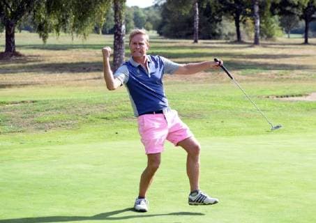Hamburg the 17 September 2018 Numerous celebrities played a charity golf tournament today at Golf Club Treudelberg in Hamburg Already yesterday, the Players Night of the Eagles Charity Golf Club took place at the Steigenberger Hotel Treudelberg Image info NDR presenter Hinnerk Baumgarten in pink golf pants was also joking during the game Michael Stich Manfred Kaltz and Hinnerk