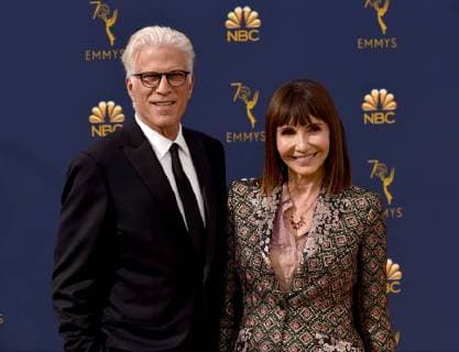 Actors Ted Danson (L) and Mary Steenburgen attend the 70th annual Primetime Emmy Award at the Microsoft Theater in downtown Los Angeles on September 17, 2018.  LAP20180917158 CHRISTINExCHEW