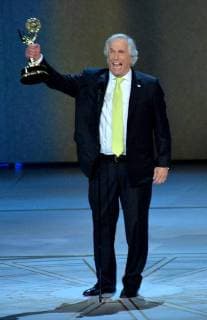 Henry Winkler accepts the Outstanding Supporting Actor in a Comedy Series award for Barry onstage during the 70th annual Primetime Emmy Awards at the Microsoft Theater in downtown Los Angeles on September 17, 2018.  LAP20180917569 JIMxRUYMEN