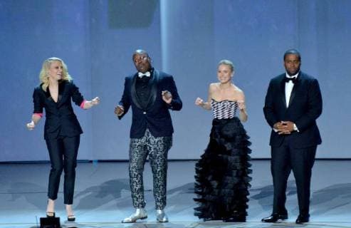 (L-R) Kate McKinnon, Tituss Burgess, Kristen Bell and Kenan Thompson perform onstage during the 70th annual Primetime Emmy Awards at the Microsoft Theater in downtown Los Angeles on September 17, 2018.  LAP20180917582 JIMxRUYMEN
