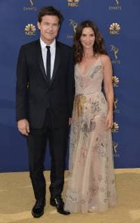 Actors Jason Bateman (L) and Amanda Anka attend the 70th annual Primetime Emmy Award at the Microsoft Theater in downtown Los Angeles on September 17, 2018.  LAP20180917221 CHRISTINExCHEW