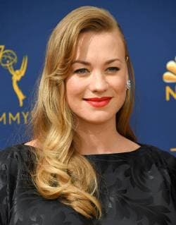 Yvonne Strahovski arriving at the 70th Primetime Emmy Awards in Los Angeles, California - Sept 17, 2018 - Emmy Awards 2018, Los Angeles California United States Microsoft Theatre  Copyright: xOConnor-Arroyox h_00544238