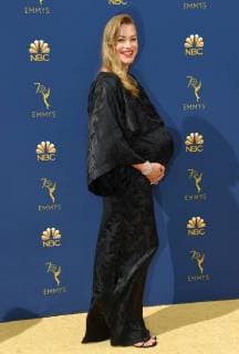 Yvonne Strahovski arriving at the 70th Primetime Emmy Awards in Los Angeles, California - Sept 17, 2018 - Emmy Awards 2018, Los Angeles California United States Microsoft Theatre  Copyright: xOConnor-Arroyox h_00544242