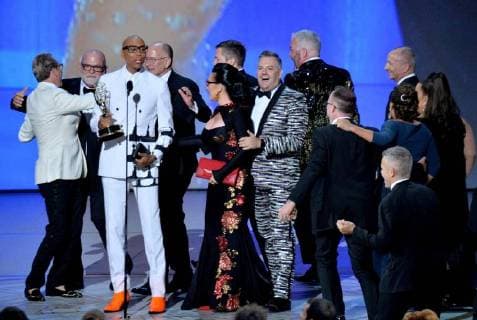 RuPaul (C) and cast and crew accept the Outstanding Reality-Competition Program for RuPaul s Drag Race onstage during the 70th annual Primetime Emmy Awards at the Microsoft Theater in downtown Los Angeles on September 17, 2018.  LAP201809171073 JIMxRUYMEN